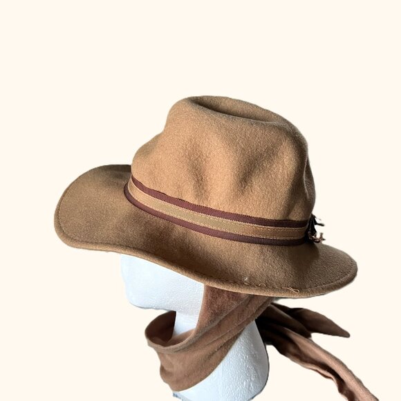 Bollman Girls VTG F1LAWS 100% Wool Felt Tan Fedora w/ Attached Ear Scarf USA S–M - Picture 3 of 9